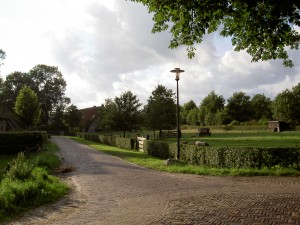 Westeinde - met zijn mooie klinkerweggetjes.