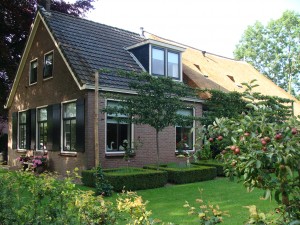 Voorzijde Brink en Bos.